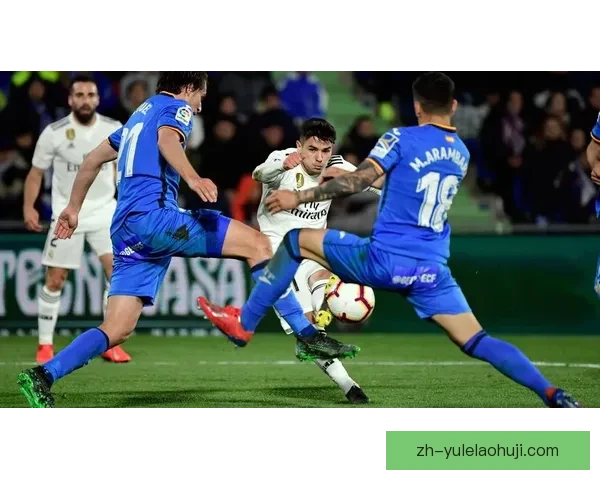 索拿贝尔与RC卡焦戈激战成平 双方0比0互交白卷